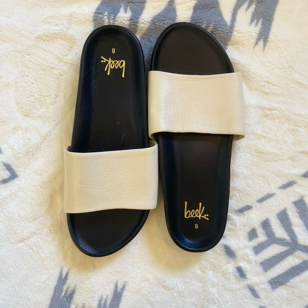 Gallito Leather Slide Sandal 
NEVER WORN
Size 8